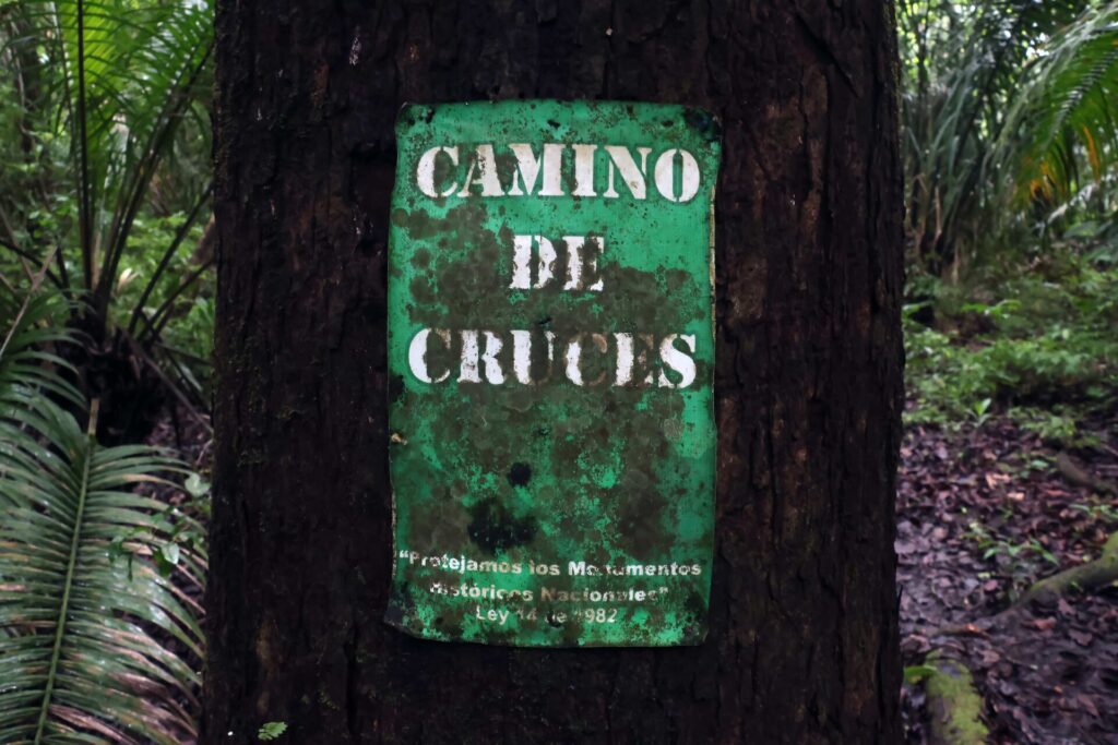 A Path May Hide Another | Cuenta Centroamérica