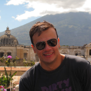 Élmer Menjívar