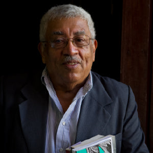 Manlio Argueta