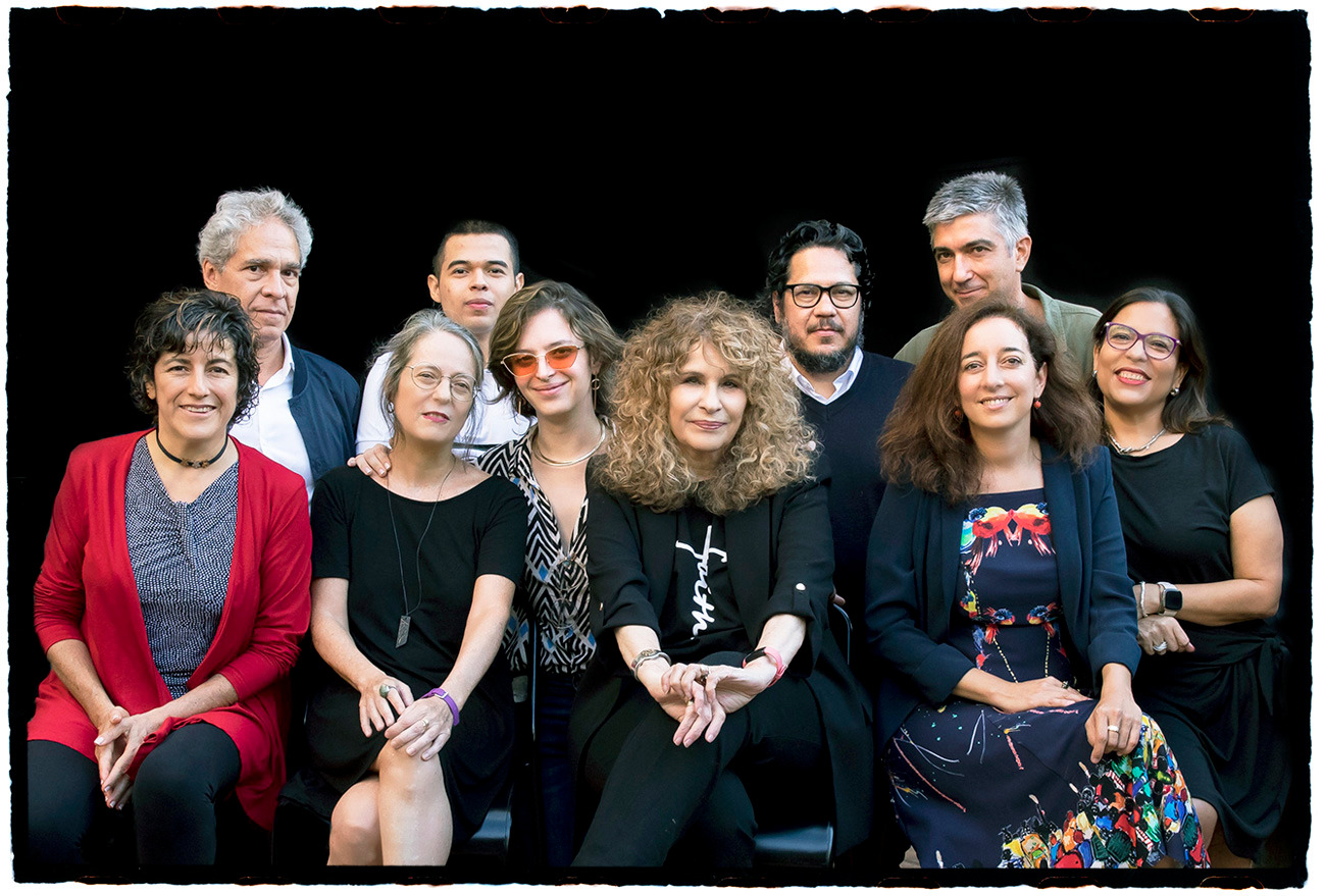 claudia Neira junto a Participantes del festival CAC Madrid 22